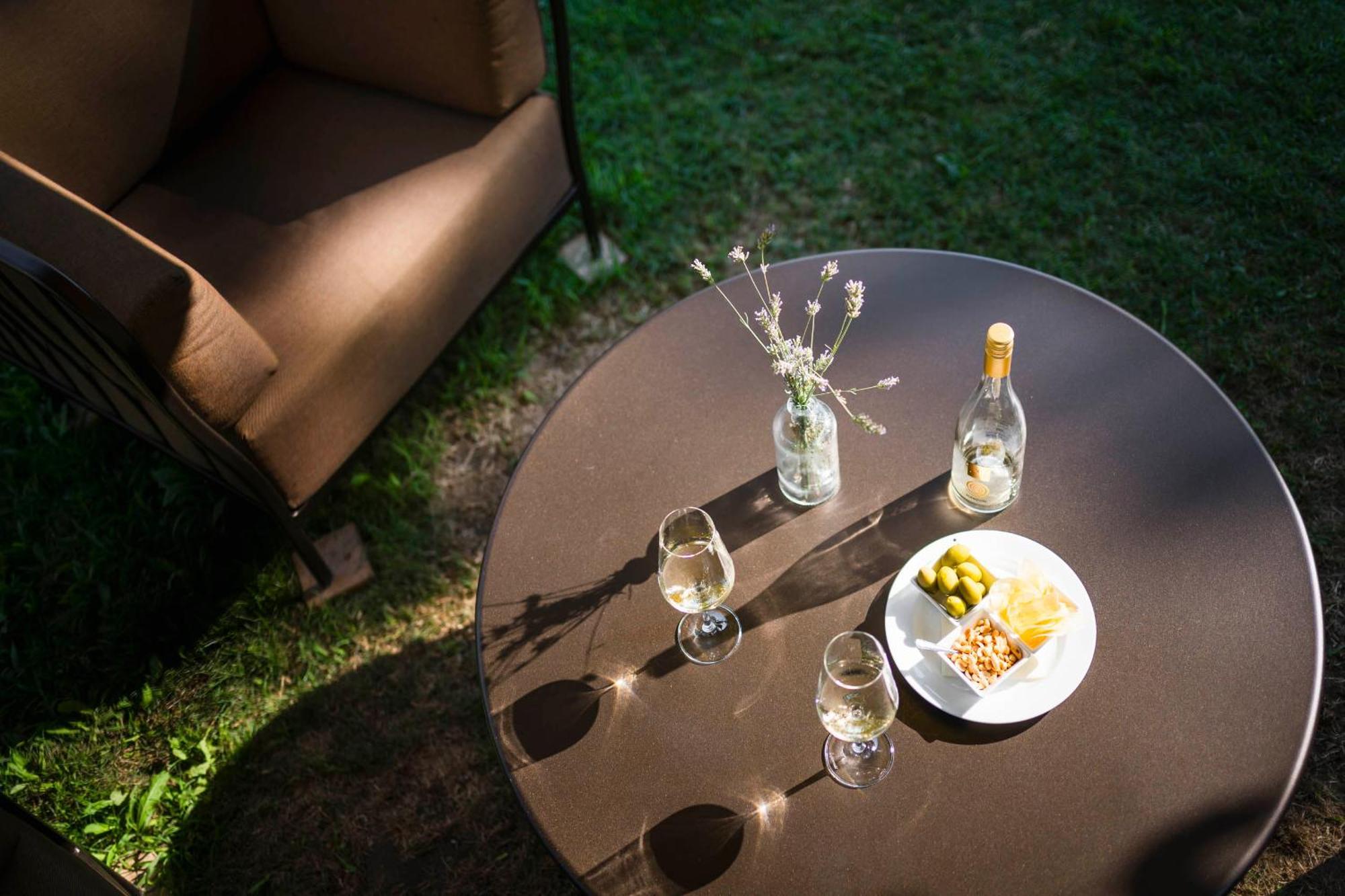 Hotel Teutschhaus Cortina Sulla Strada del Vino Esterno foto