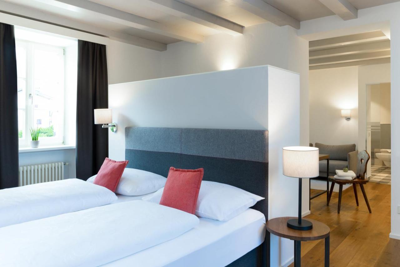 Hotel Teutschhaus Cortina Sulla Strada del Vino Esterno foto